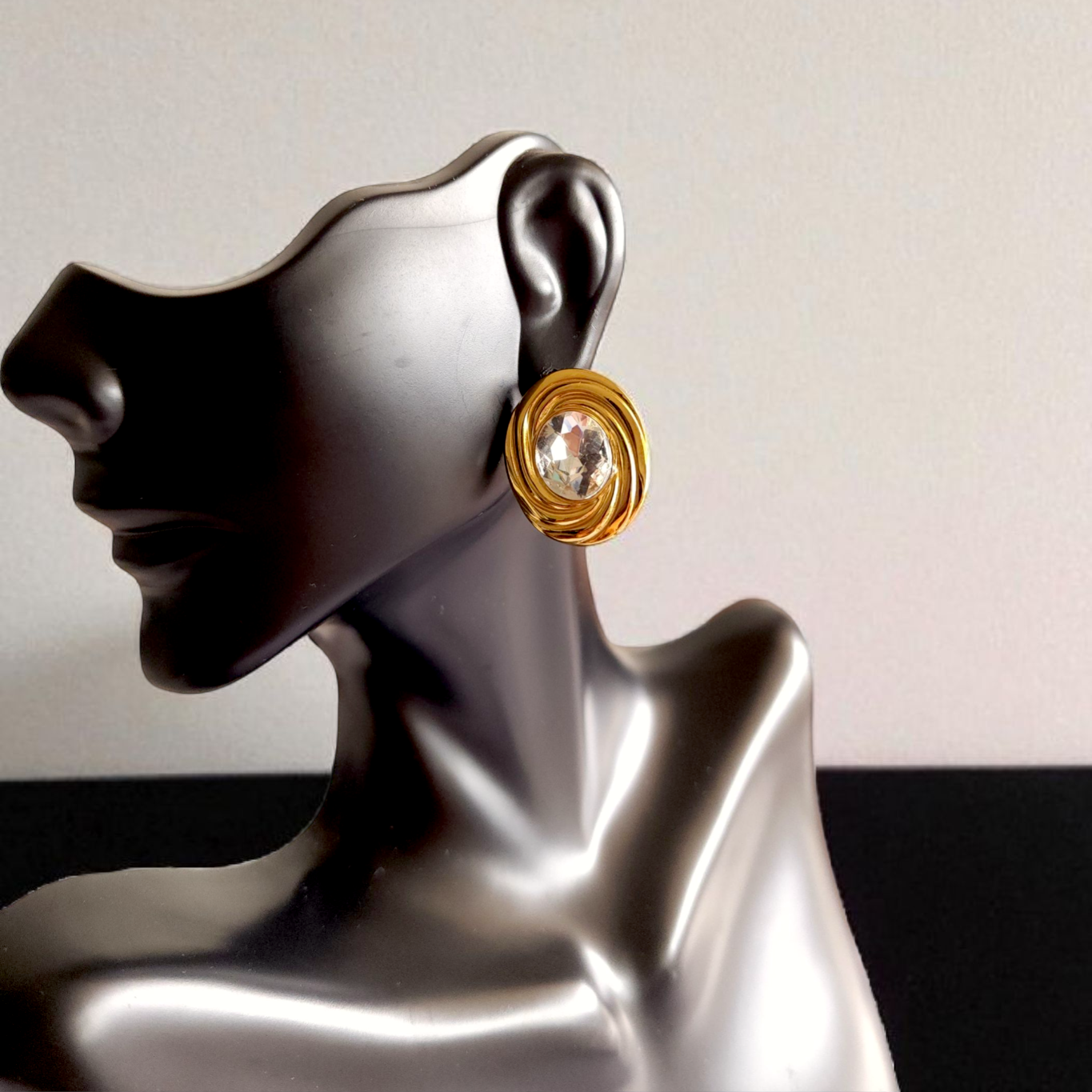 Luna Swirl Stud Earrings Wisteria