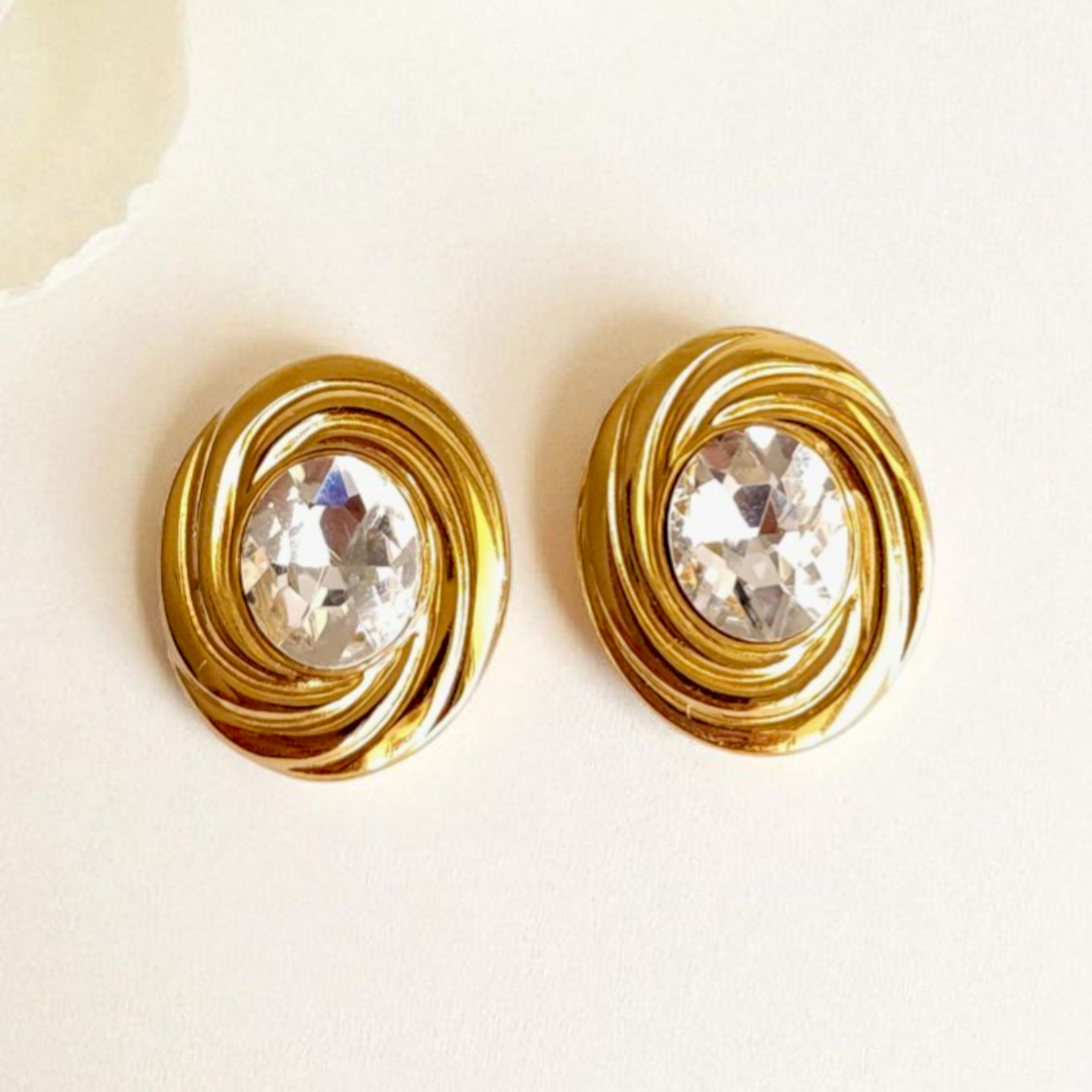 Luna Swirl Stud Earrings Wisteria