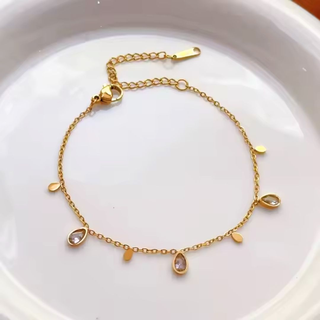Teardrop Charm Bracelet Wisteria