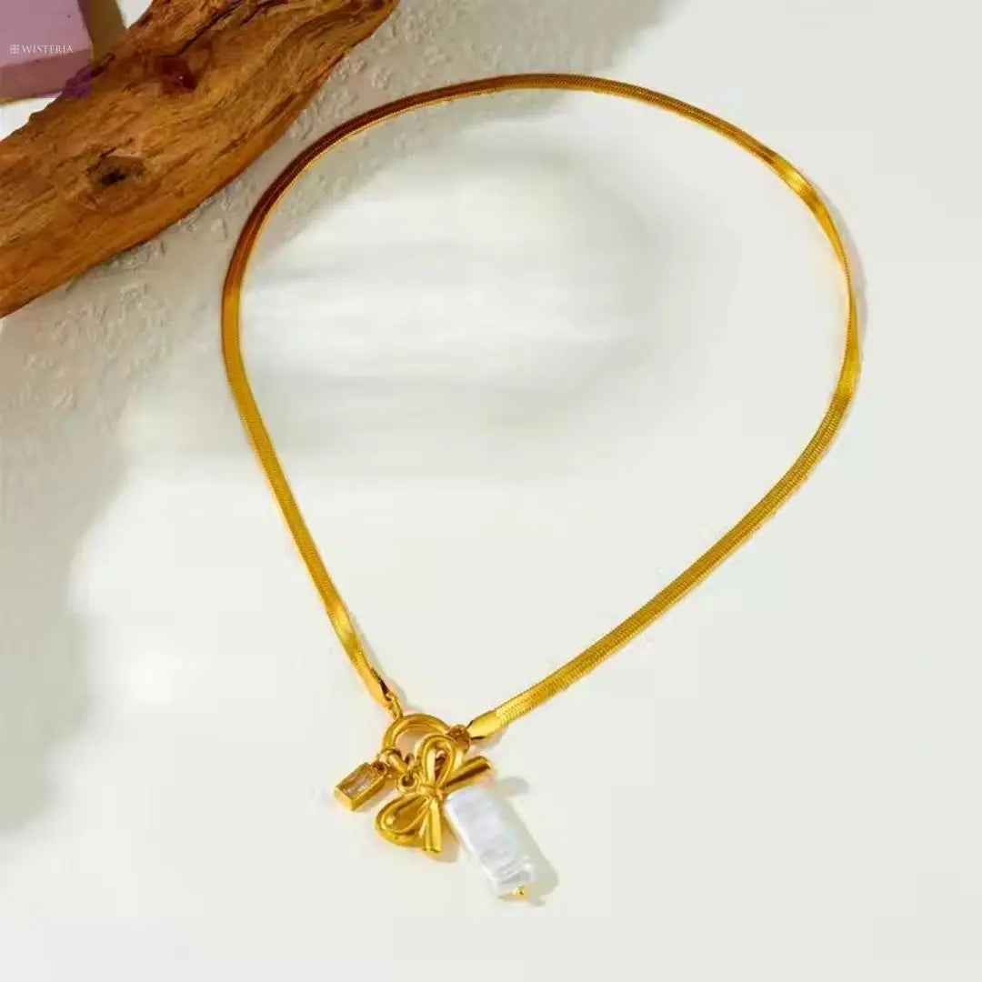 Charm Link Bow Pendant Necklace Wisteria