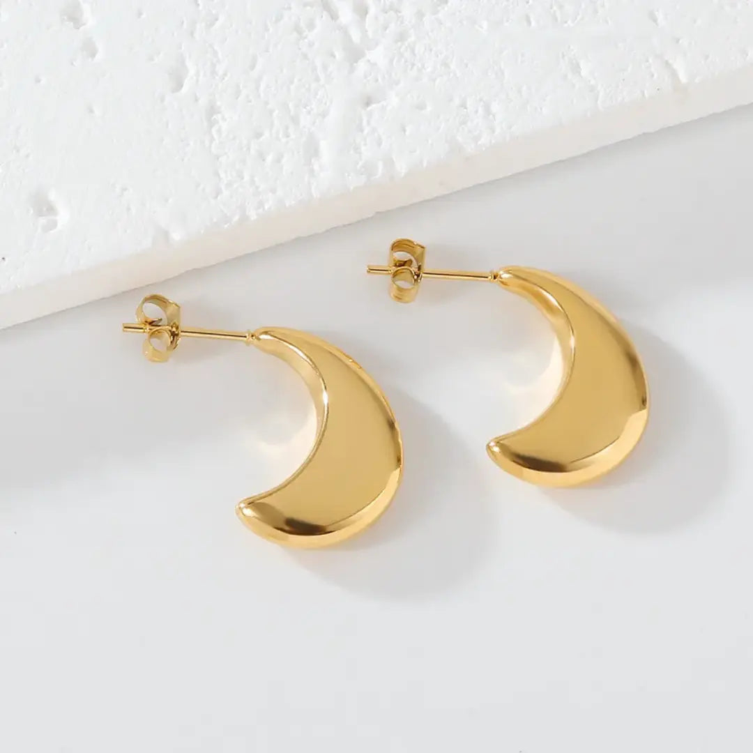 Crescent Stud Earrings Wisteria