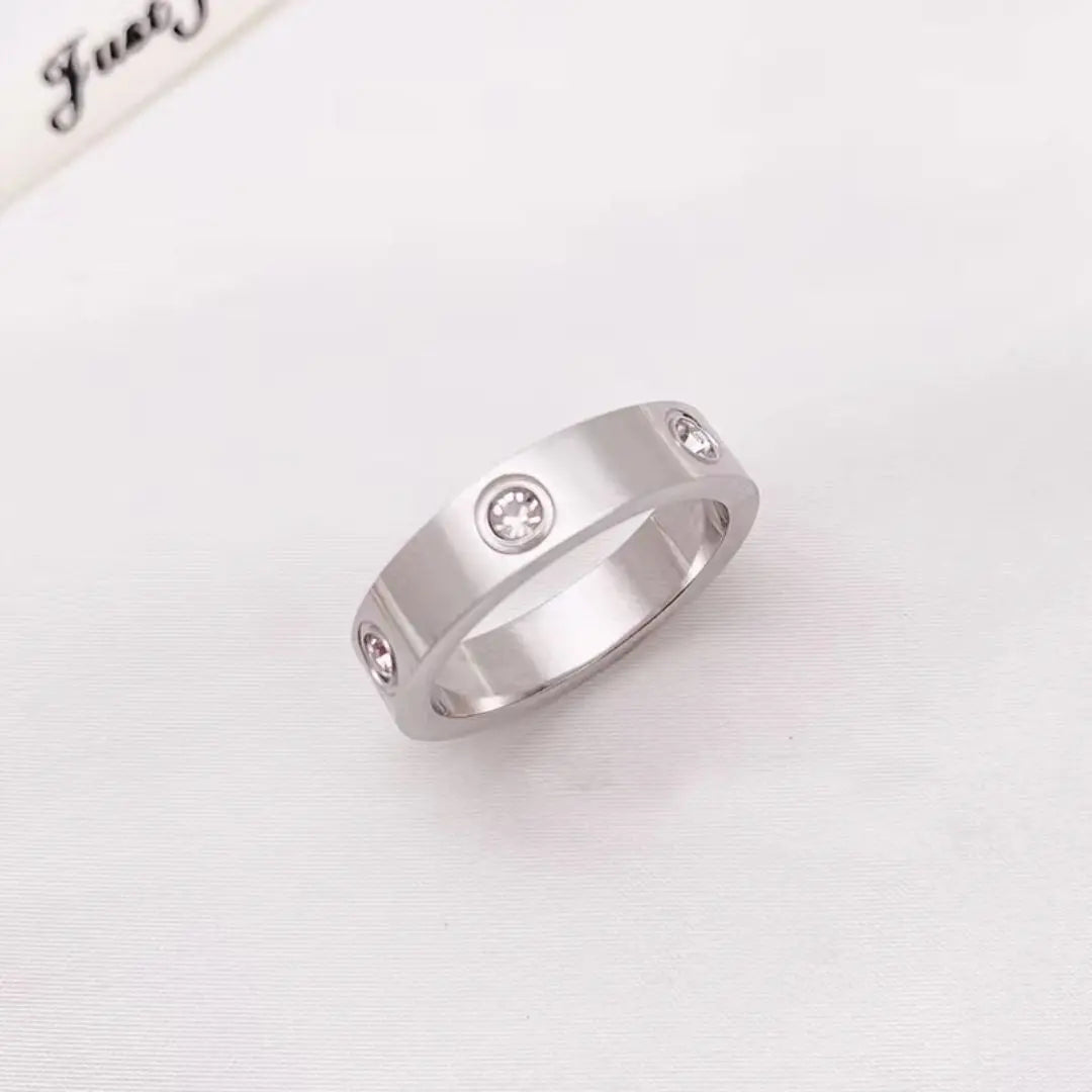 Crystal Stud Band Ring Wisteria
