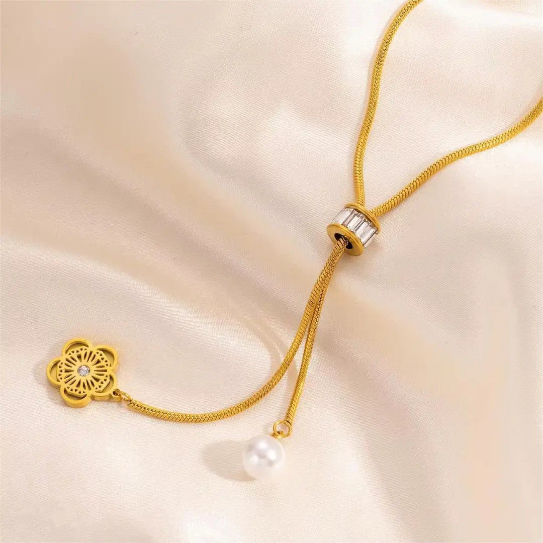 Elara Slider Necklace Wisteria