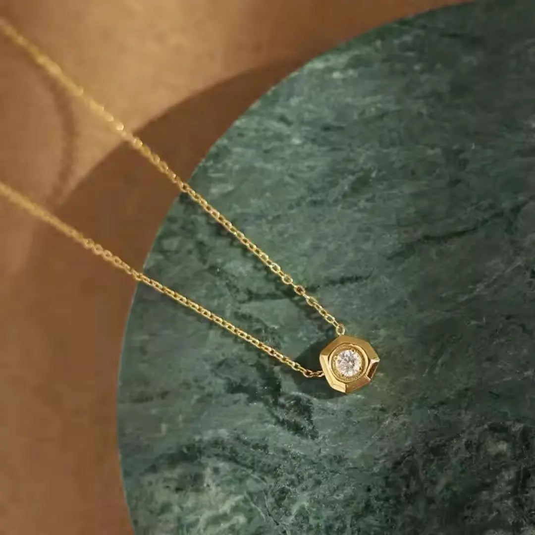 Luna Solitaire Necklace Wisteria