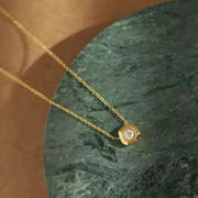 Luna Solitaire Necklace Wisteria