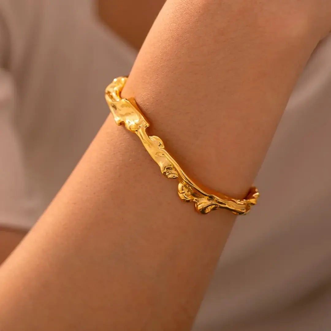 Molten Muse Textured Bangle Bracelet Wisteria
