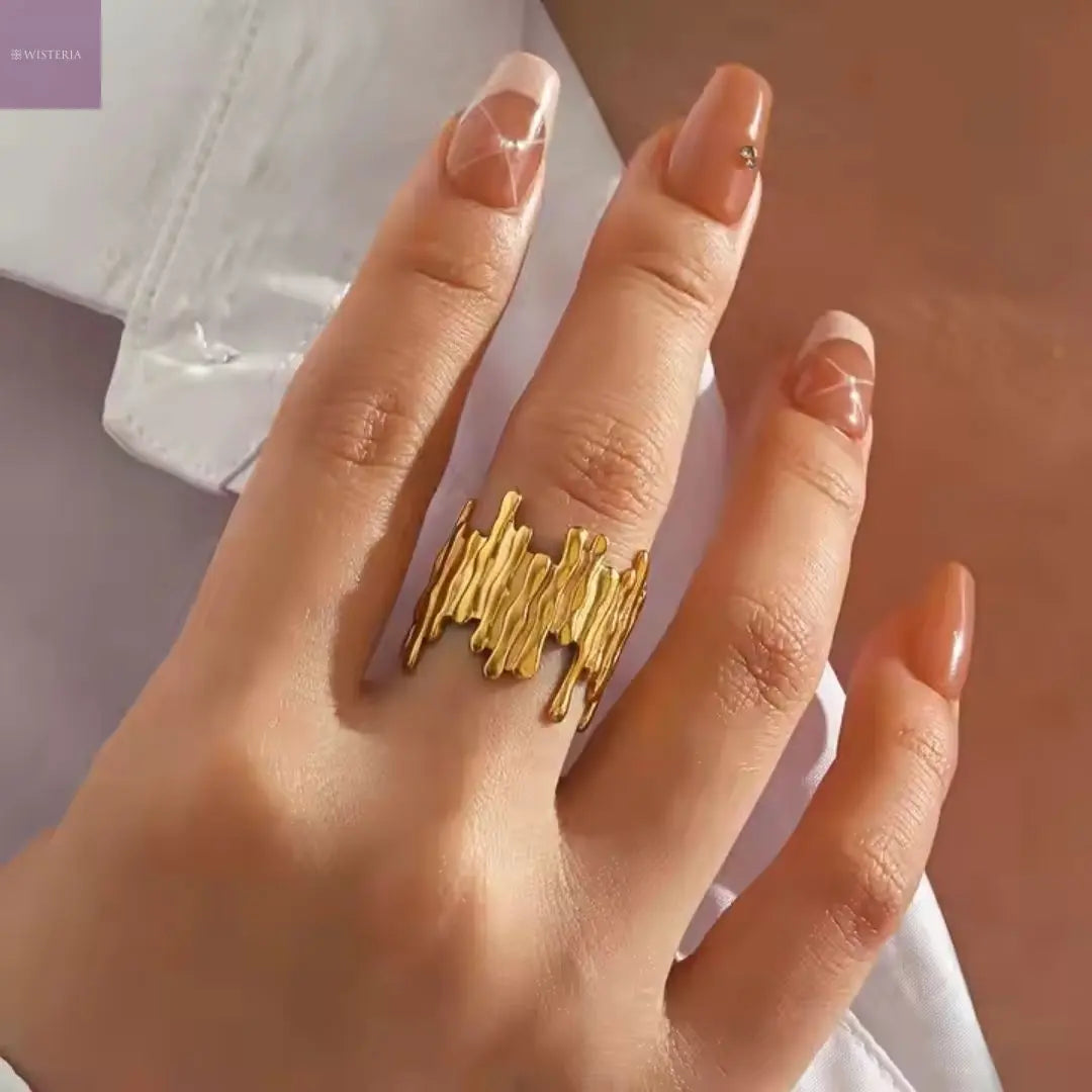 Molten Texture Ring Wisteria