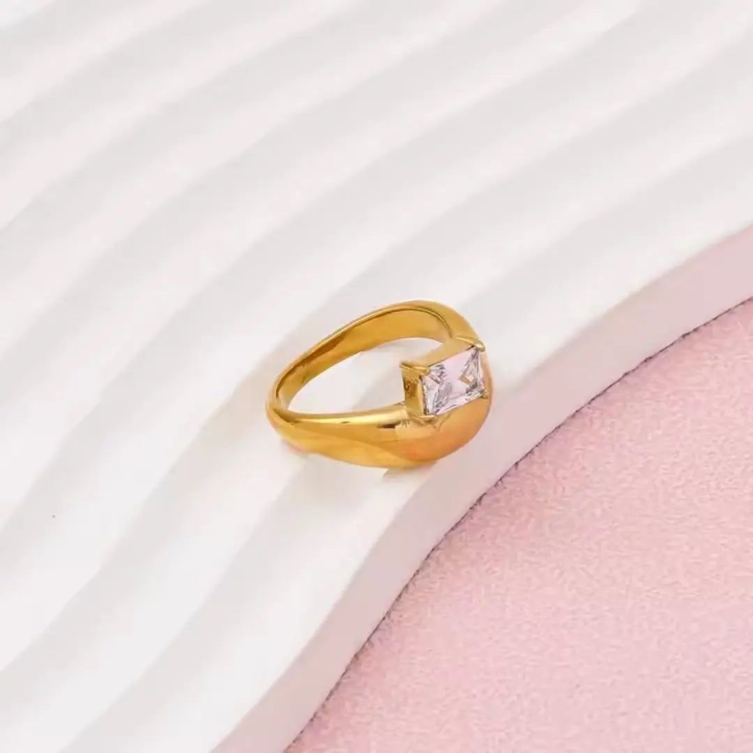 Offset Baguette Ring Wisteria