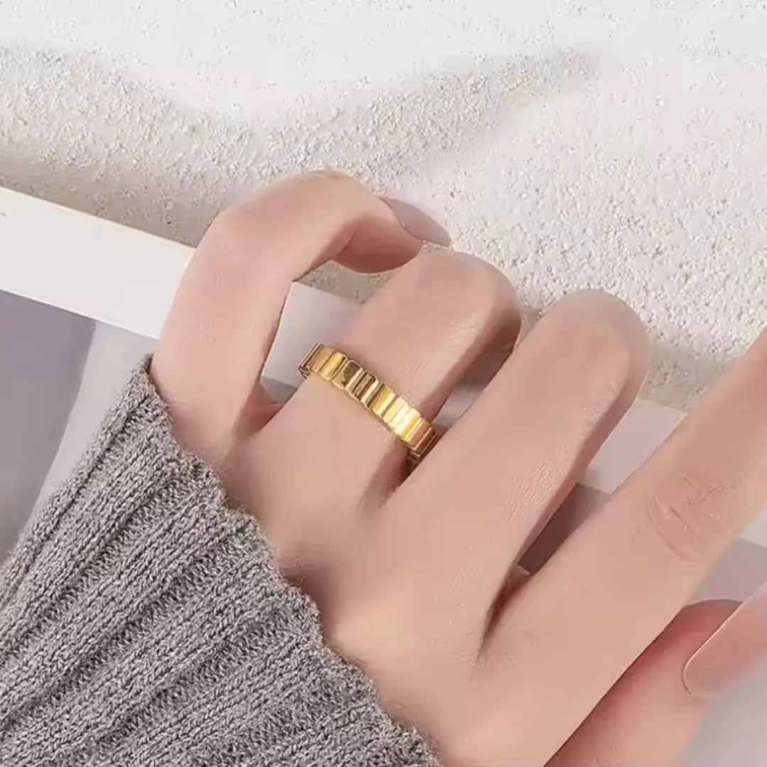 Ridge Band Ring Wisteria