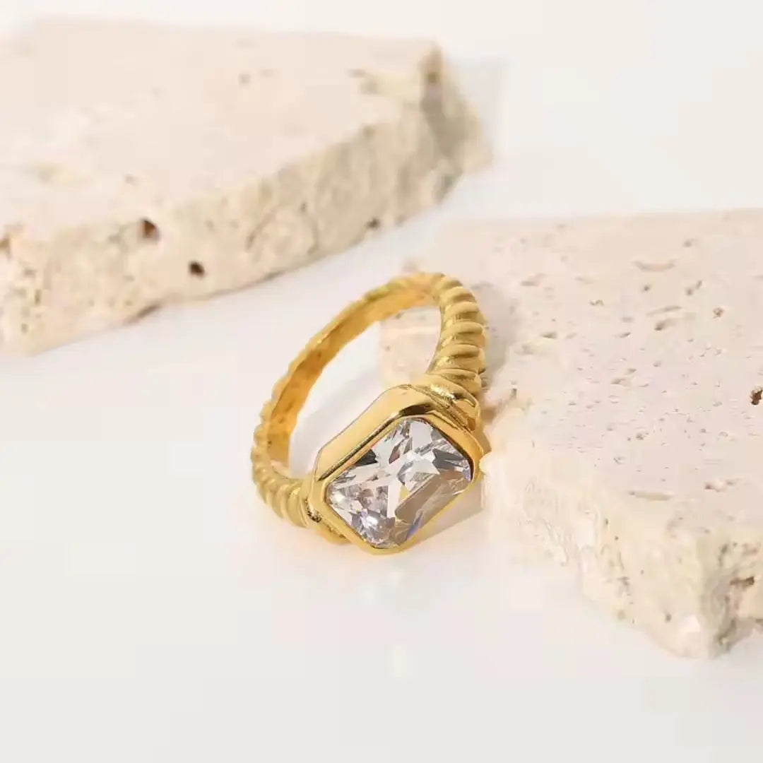 Rope Band Stone Ring Wisteria
