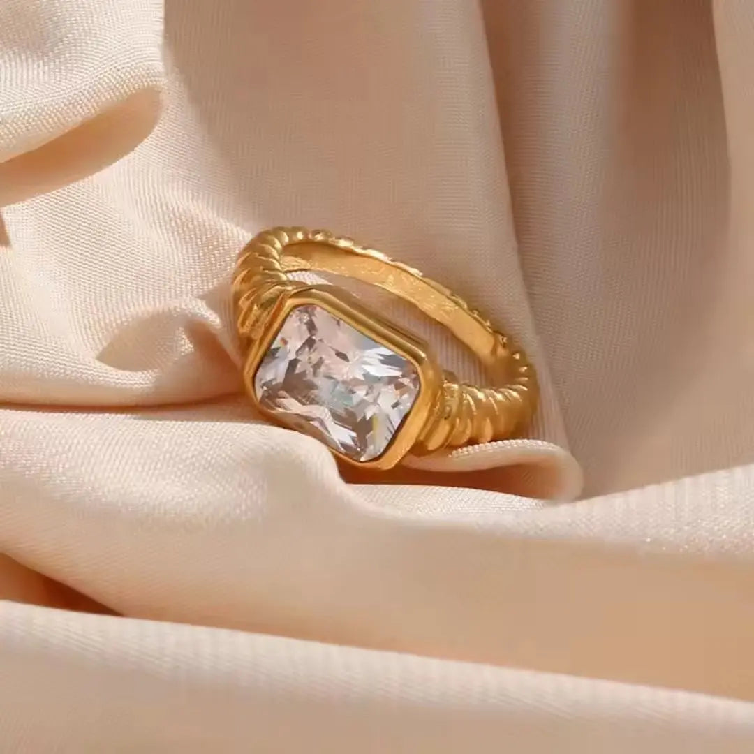 Rope Band Stone Ring Wisteria