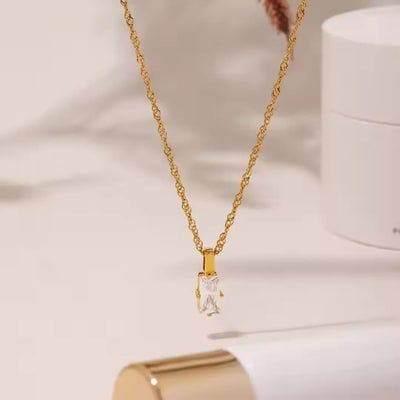 Soleil Spark Pendant Necklace – Minimalist Gold Zircon Chain