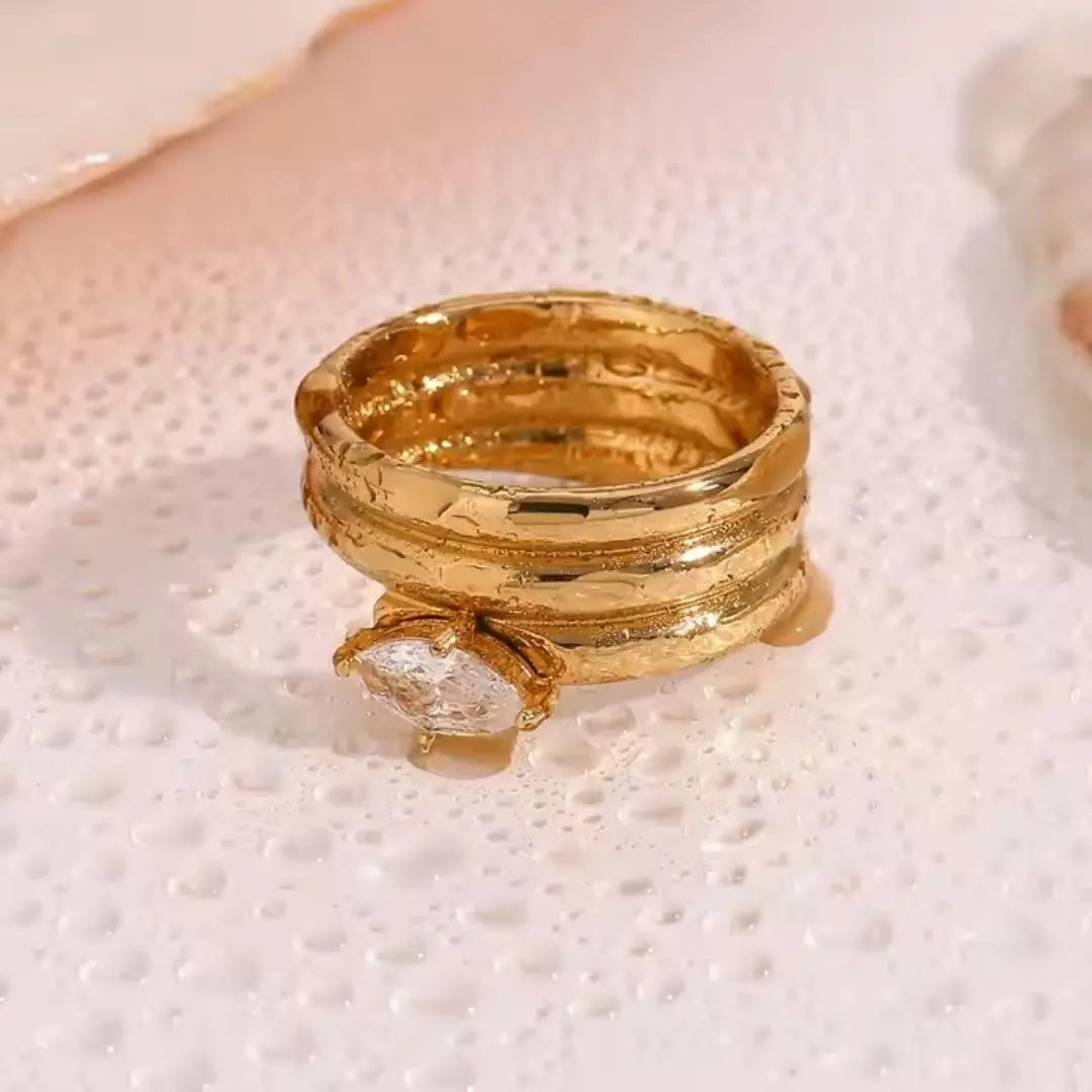 Stacked Solitaire Ring Wisteria
