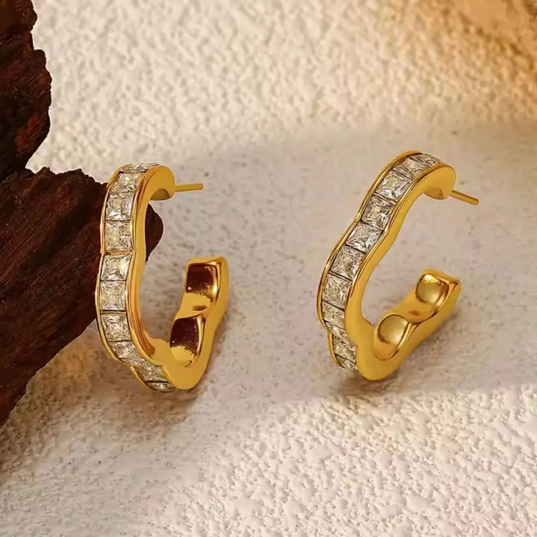 Wave Crystal Hoops Wisteria