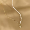Chic Pearl Collar and Chain Vintage Necklace with Heart Pendant