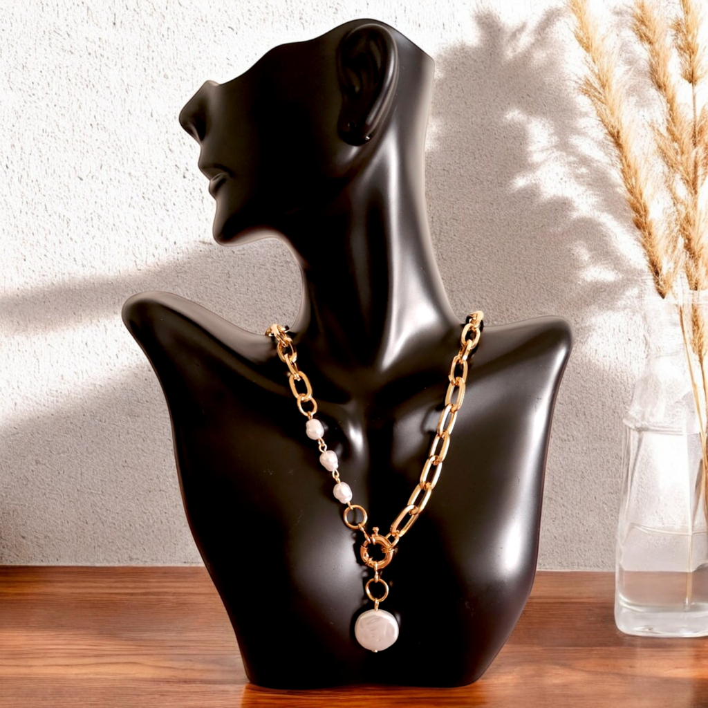 Elegant Pearl Necklace with Fashion Chain Pendant