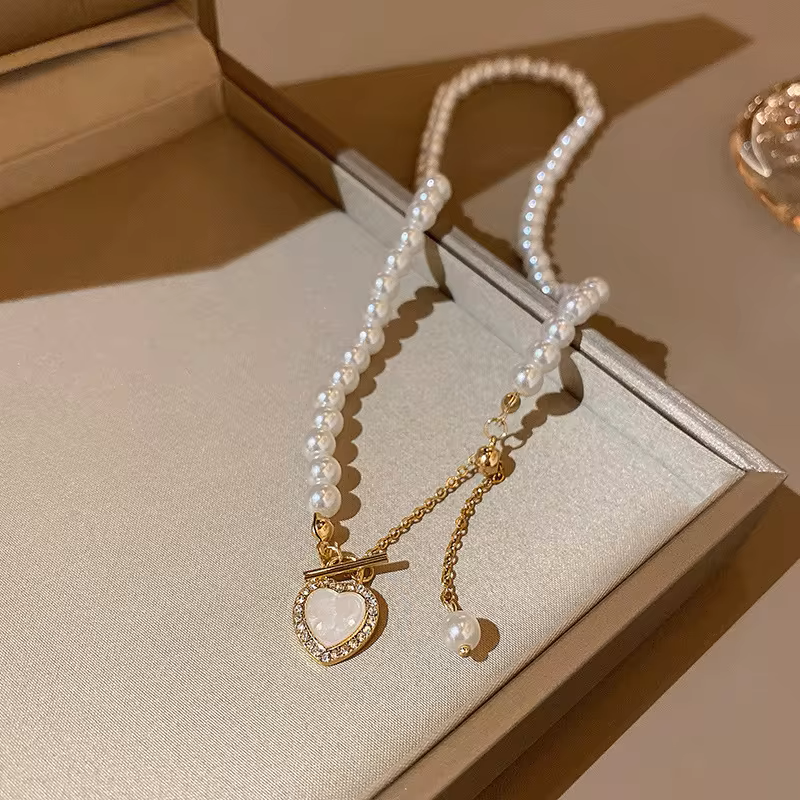Pearl Necklace with Heart-Shaped Pendant