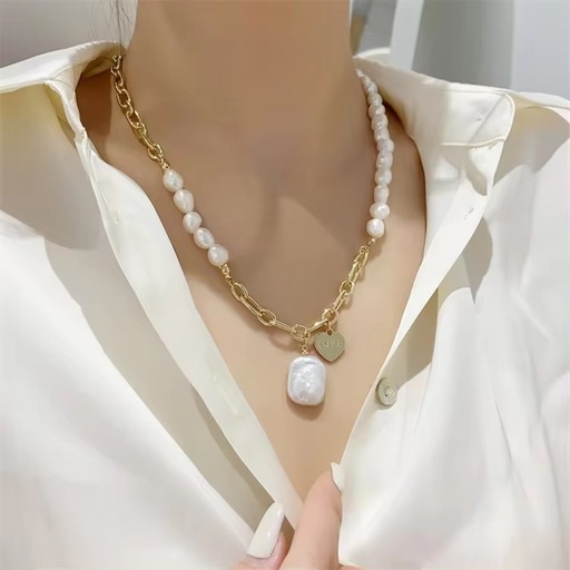 [NS-145-26-Whi] Irregular Faux Pearl Chunky Chain Necklace