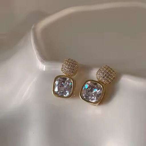 [ER-131-12-Whi] Sparkling Crystal Stud Square Earrings