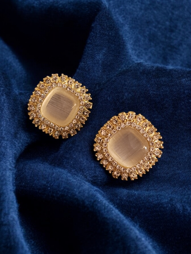 [ER-215-96-Whi] Retro Cat Eye Stud Earrings