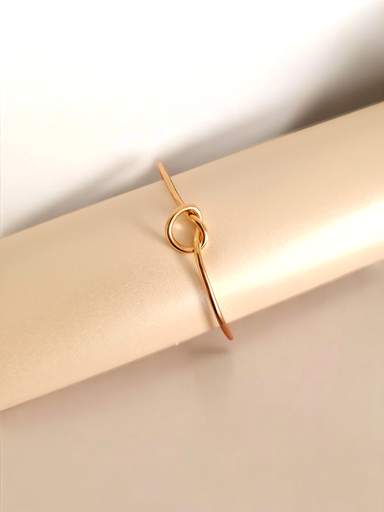 [BR-385-266-Gol] Elegant Knot Open Bangle  