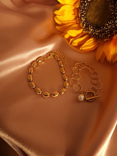 [BR-401-282-Gol] Elegance Unbound: Pearl Pendant & Oval Chain Bracelet Set