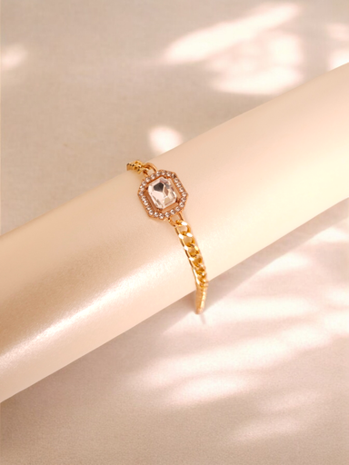 [BR-421-302-Gol] Radiant Luxe: Rhinestone Pendant Bracelet 